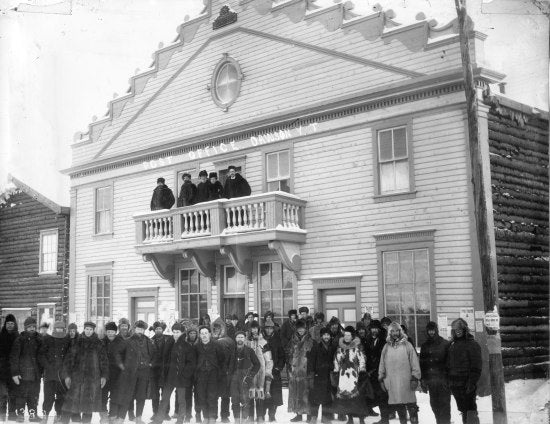 Post Office, Dawson City, YT c1900.