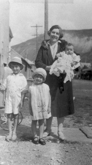 Brasseur family, 1930.