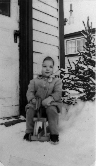Rosemary J. Barke 2 1/2 yrs old. Dec. 7, 1942.