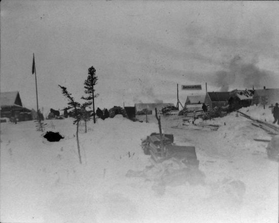 Log Cabin B.C. on trail to Gold Discovery at Atlin, Winter, 1899.
