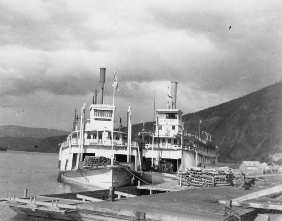 The Dawson and the Columbia at the Yukon River docks, 1900