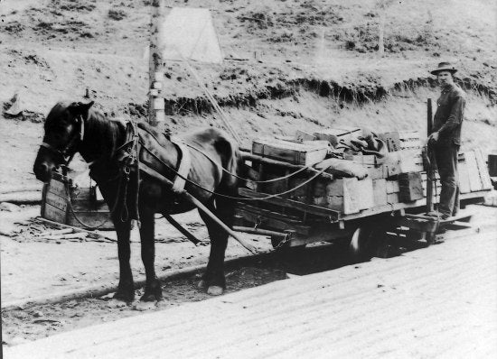 First Yukon Tramway, 1900