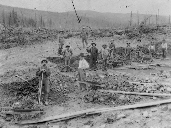 LaMore's Claim, 129 Dominion Creek, 1900
