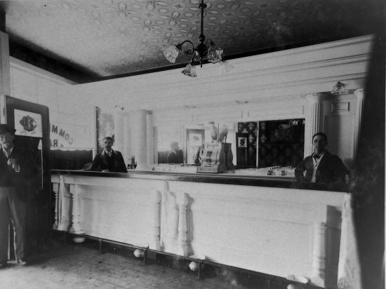 Committee Bar, 1901