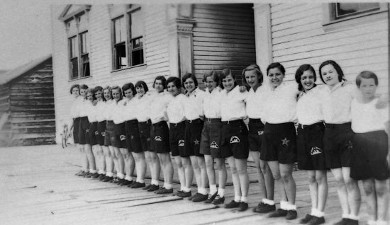 Dawson Public School Girls, 1934