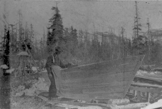 Working on boat Lake Bennett, April 27, 1898