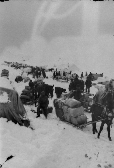 White Pass Summit, April 1898