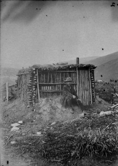George Hicks, the Smallest Cabin in the Klondike, c1898