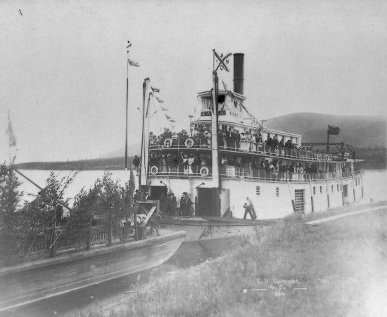 Casca, ca. 1910.