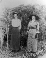 Emma Carlson and friend, c1900