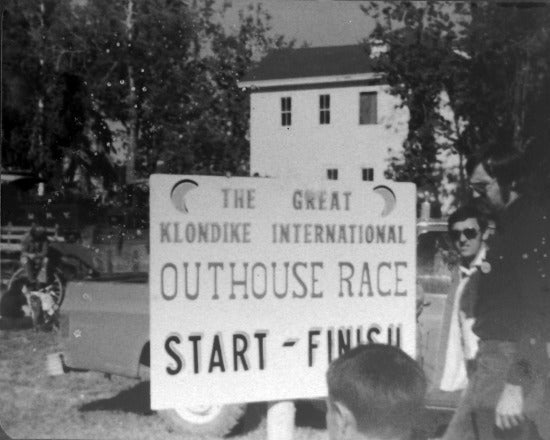 Great Klondike International Outhouse Race, 1977