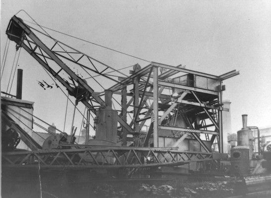 Treadgold's Lubecker Chain Bucket Excavator, c1916