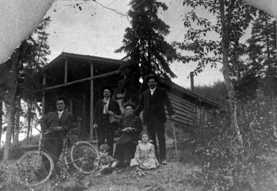 Florence Otto, Joe Dufour, Mr. & Mrs. C. Dufour, son, daughter & friends., c1910