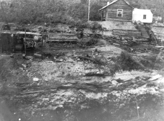 25 Below Discovery, Hunker Creek, 1905