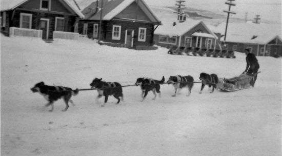 Travelling in Winter at Bear Creek, c1939.