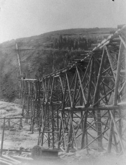 Yukon Ditch Bonanza Syphon, 1909.
