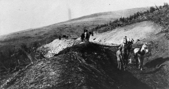 Building the Yukon Ditch, c1907.