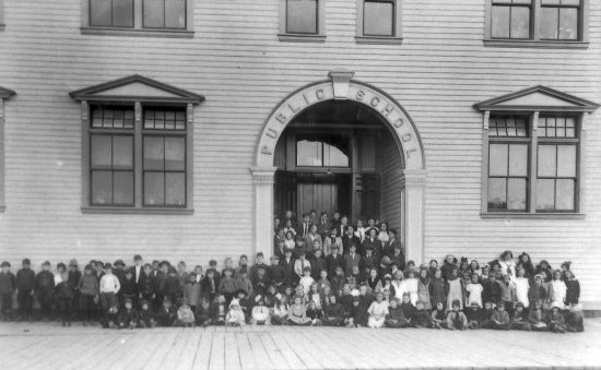 Dawson Public School, c1915.