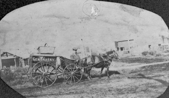 Gem Bakery Wagon, c1915.