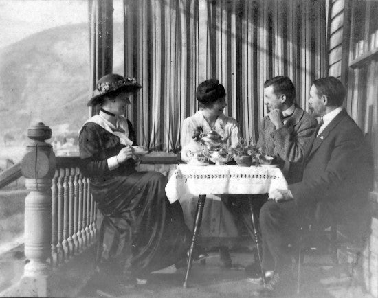 Laura Berton and Friends, c1915.