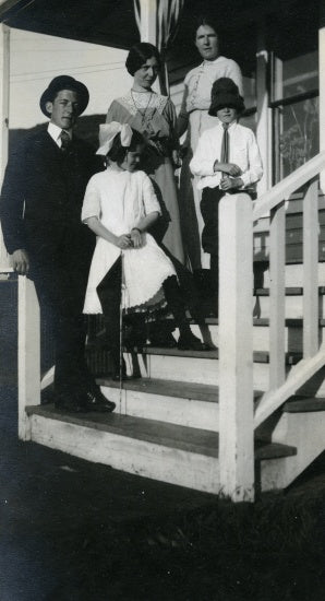McCarter Family, 1915.
