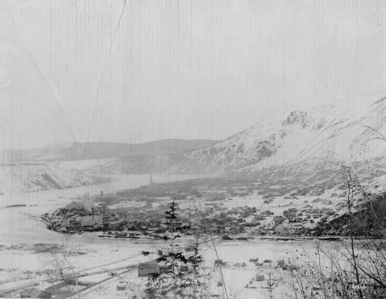 Dawson City, April 1908.