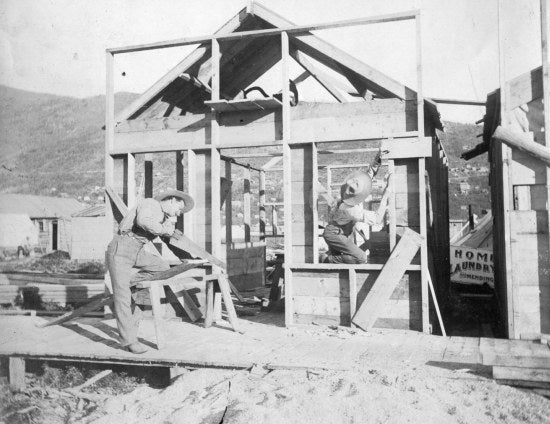 Atwood and Cantwell Photographers Under Construction, c1899.