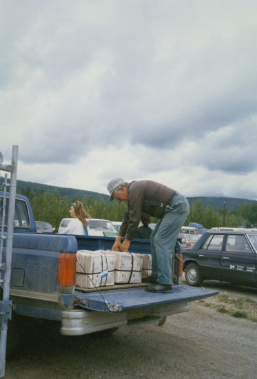 John Gould Unloading Klondike Sun, June 1989.