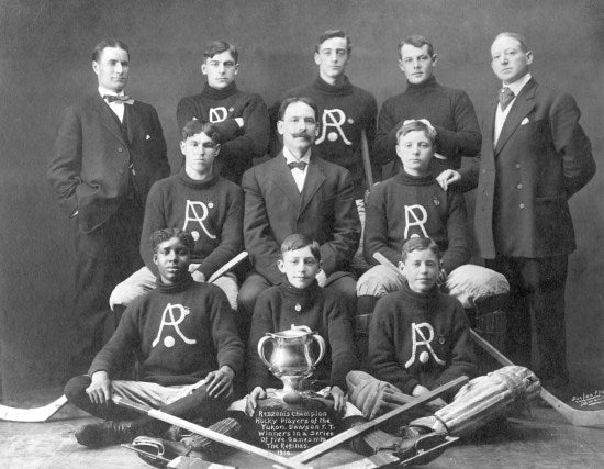 Renzonis Champion Hockey Players, 1910.