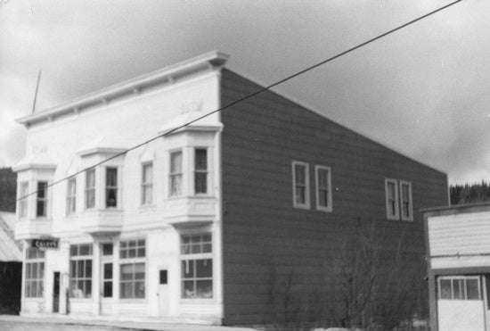 Caley's Store, c1975